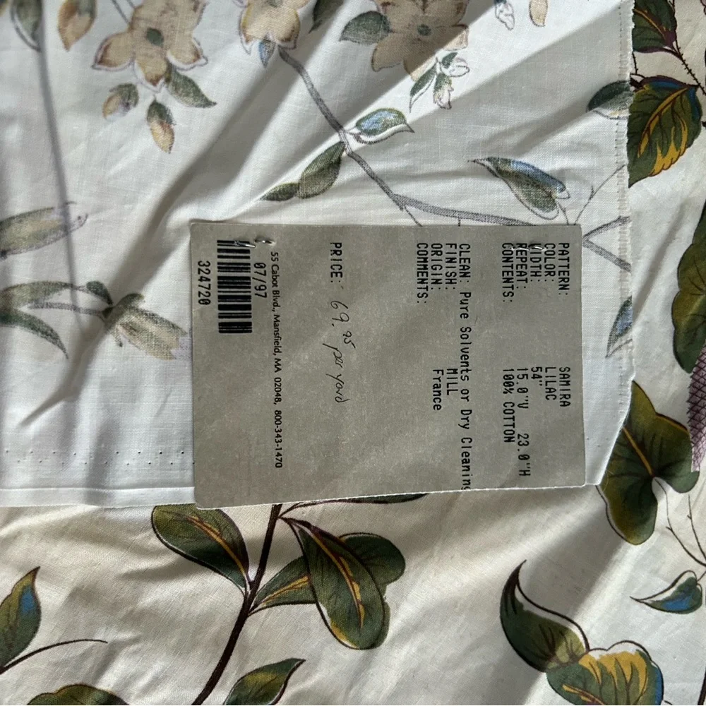 Beacon Hill Vintage Samira lilac 100% CottonFabric a little bit more than 1 Yard